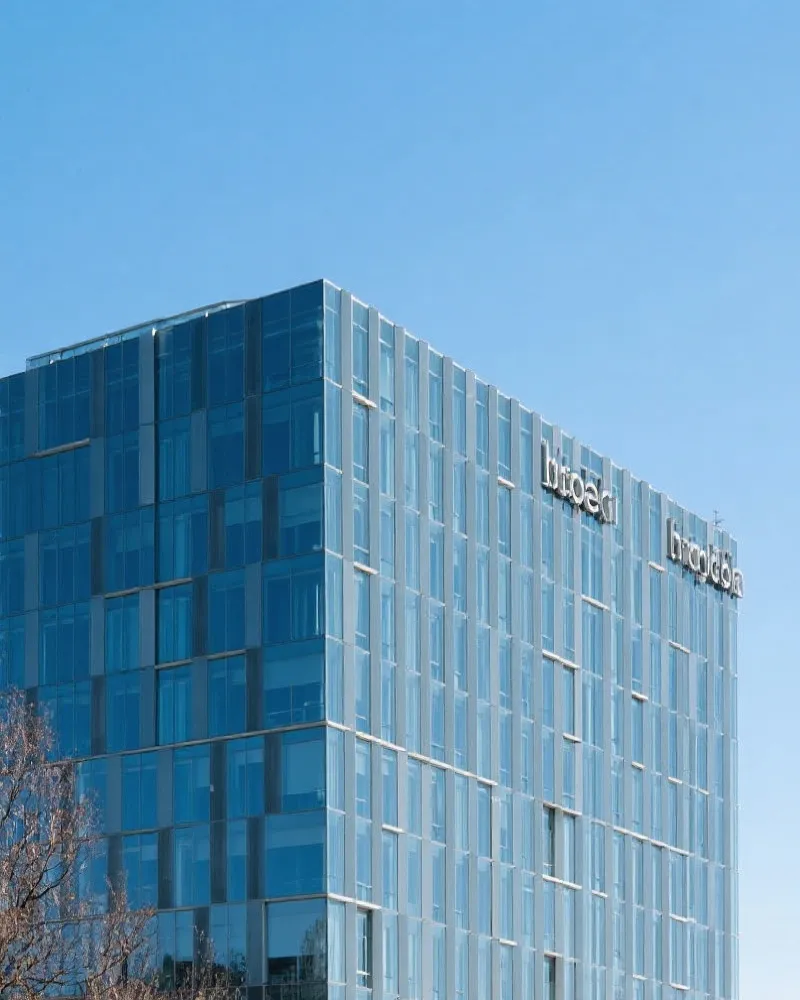 极速飞艇网络科技有限公司